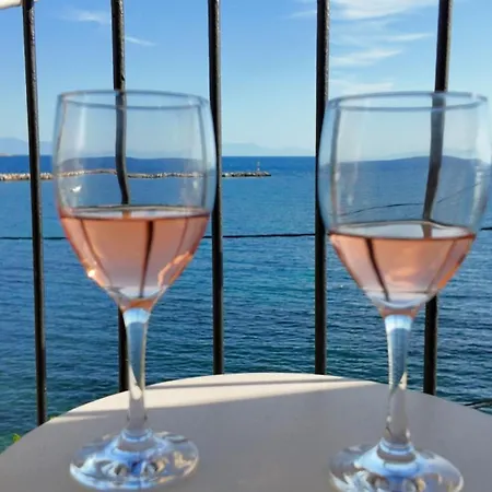 To Nisi Holiday home Loutraki (Skopelos)